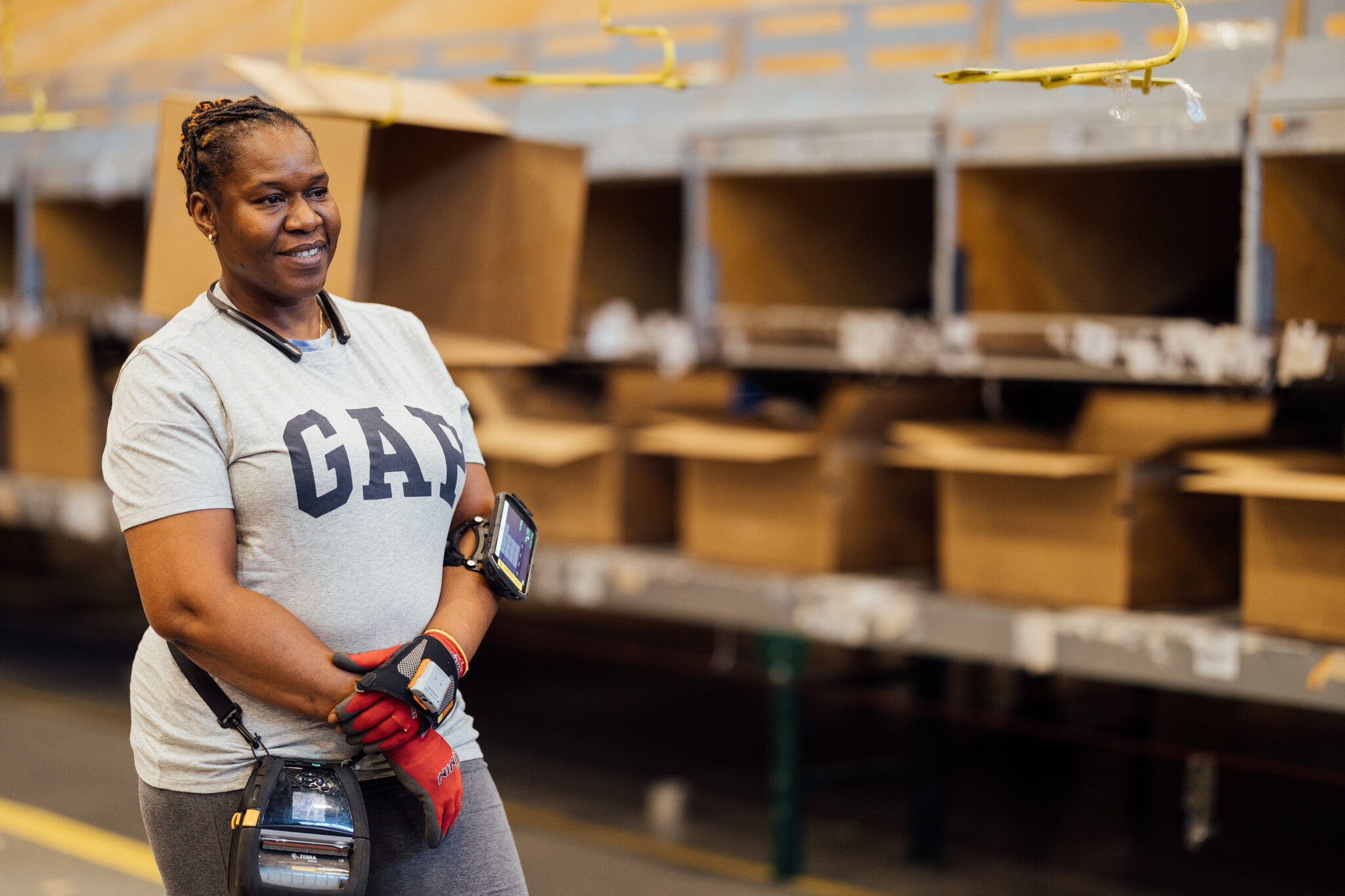 GAP addresses worker fatigue and discomfort with ProGlove’s wearable barcode scanners