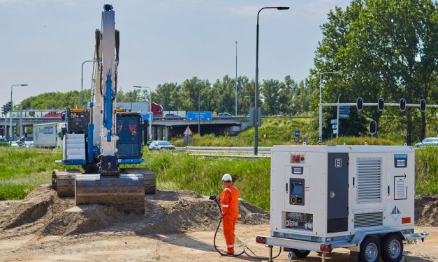 Atlas Copco launches new mobile rapid charging station for fast, flexible charging in off-grid applications
