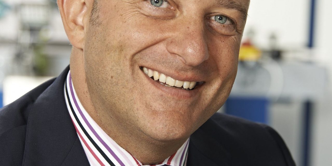 Combatting Medical Device Counterfeits with 2D Codes – Taking Serialisation Beyond EU MDR Compliance