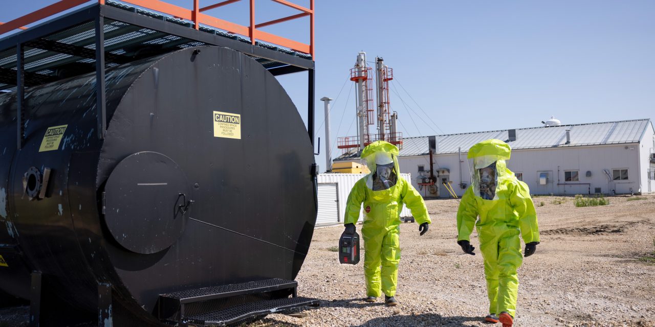 Blackline Safety’s EXO 8 Wins 2025 Firehouse Innovation Award