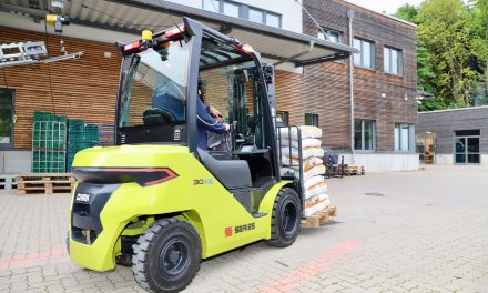 Electric power for efficient and sustainable logistics with Clark