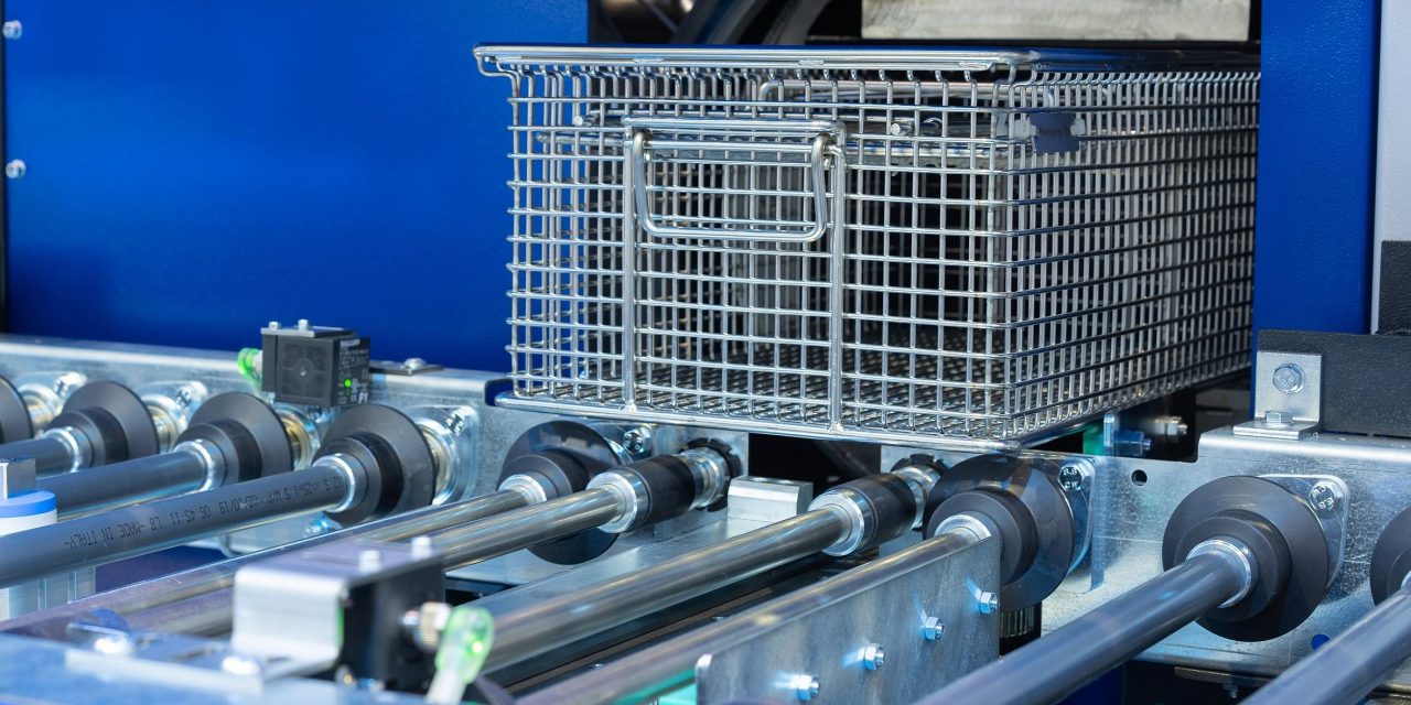 EcoCbase: an efficient entry point into solvent cleaning for smaller capacity requirements