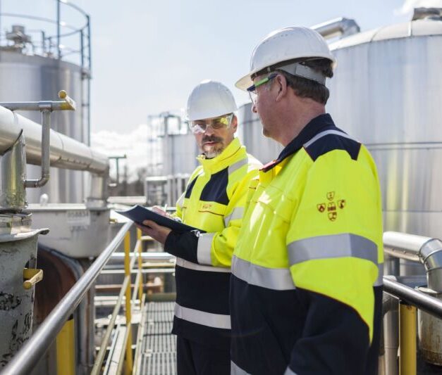 Elis offers advice on managing workwear risks at the Health and Safety Event, Birmingham