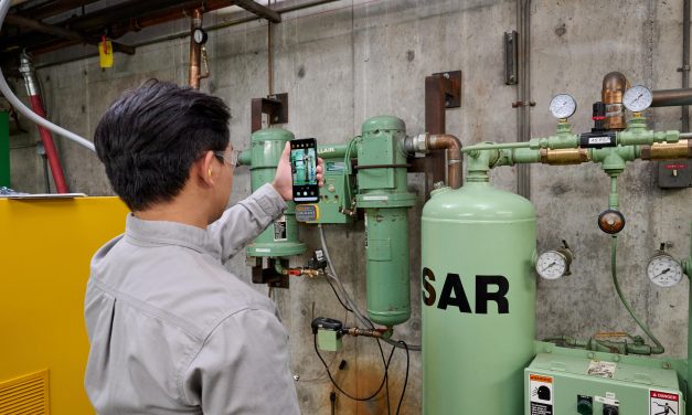 Fluke expands iSee Mobile Series with new TC03A thermal camera and ii01 acoustic camera