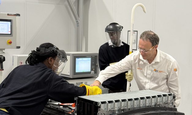 UKBIC’s ‘original’ Introduction to Battery Manufacturing Course given EAL Approval