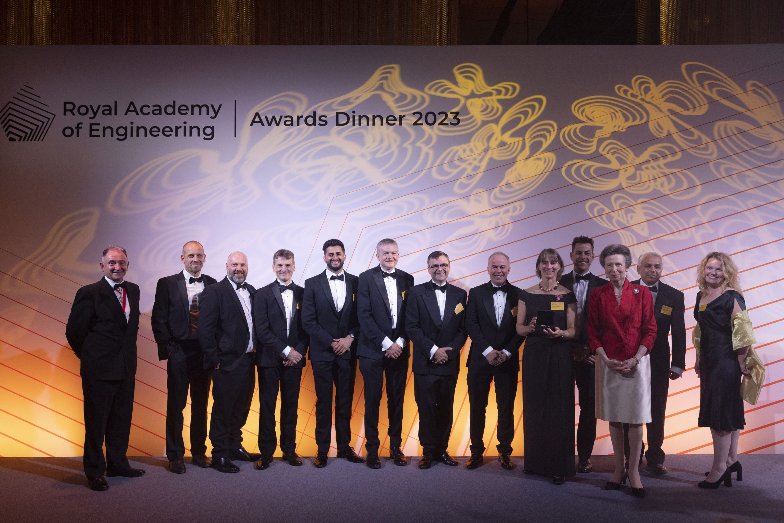 Clean energy technology set to decarbonise the world wins UK’s top award for engineering innovation