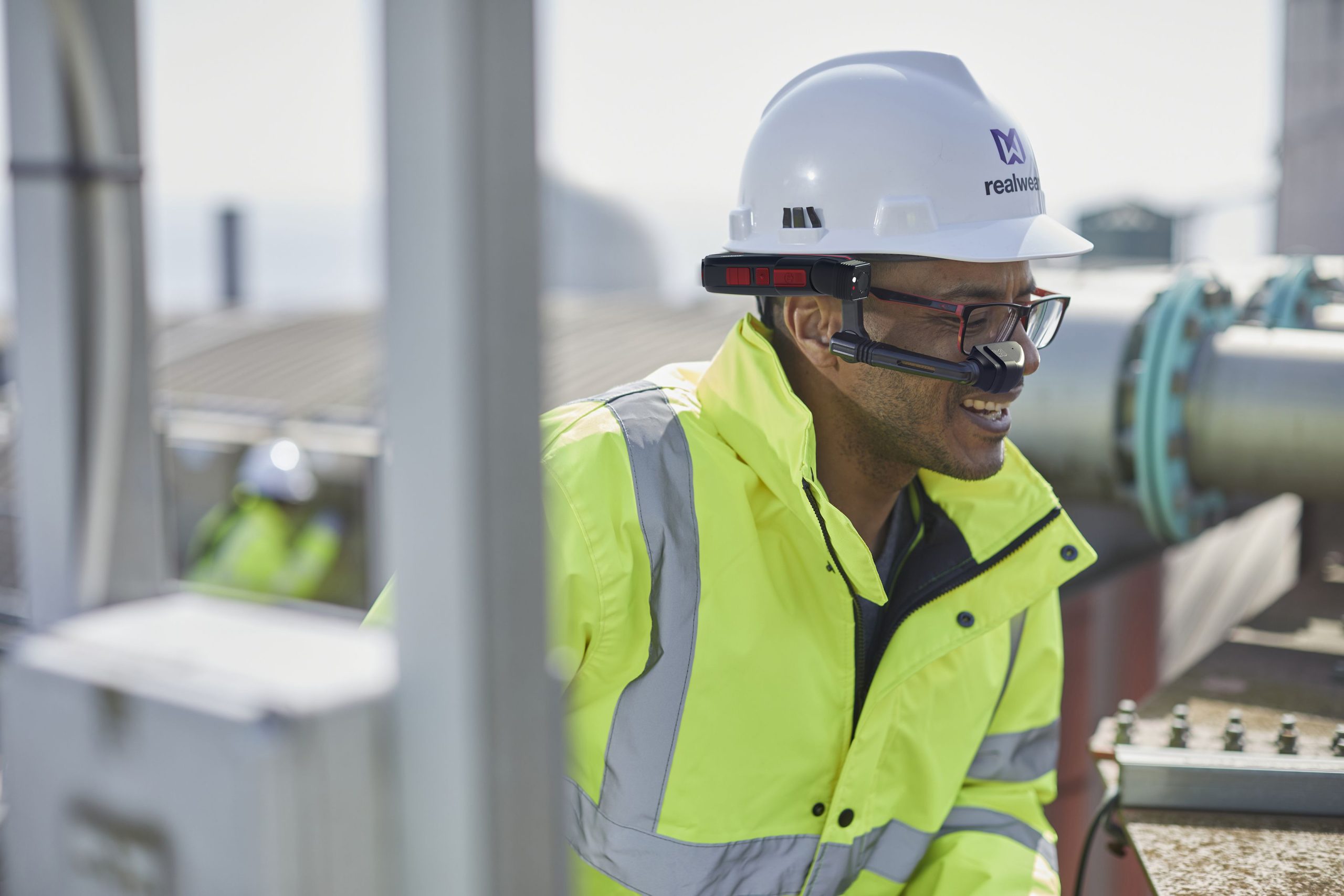 Workflow automation specialist teams up with RealWear to improve efficiency and safety for frontline workers