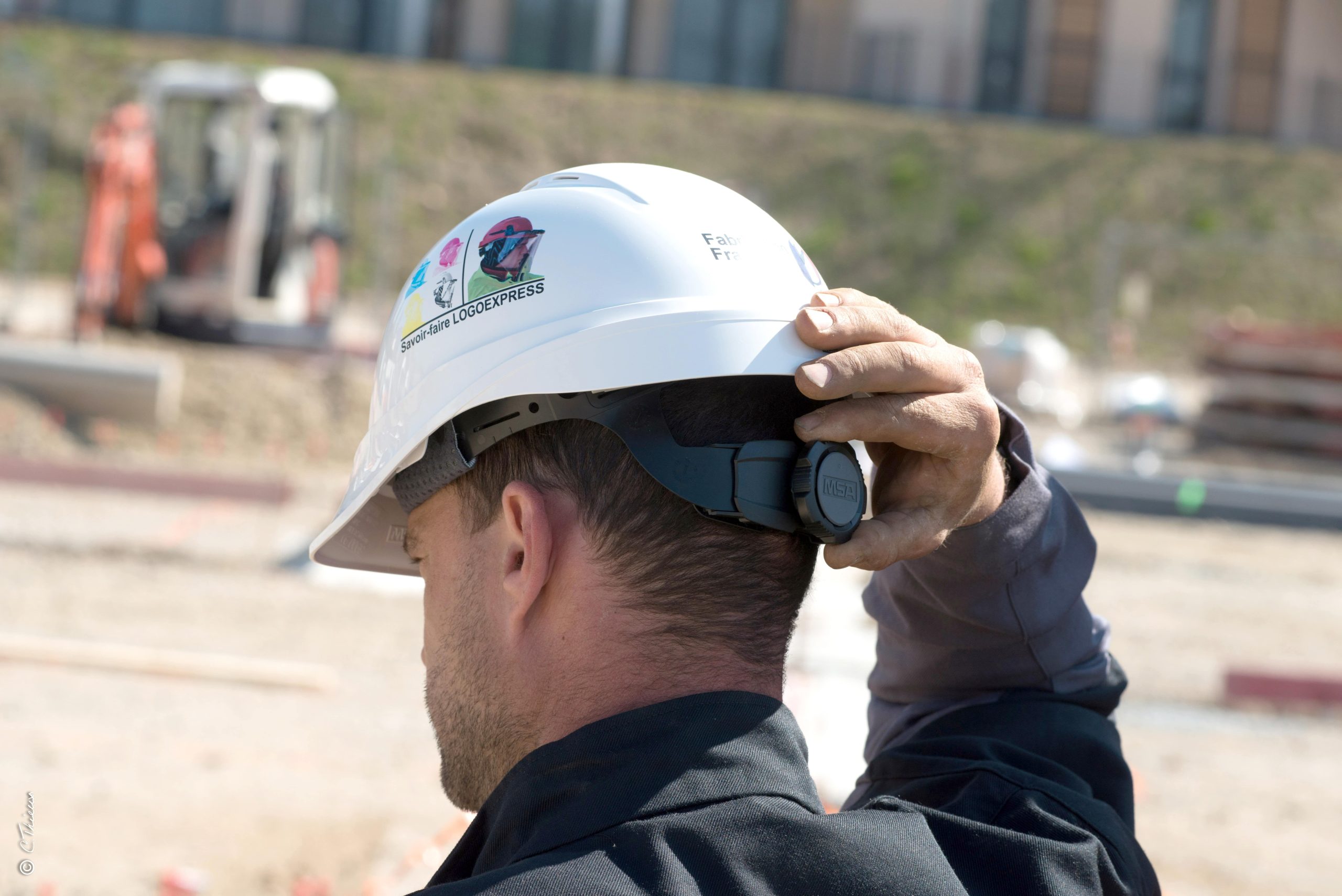 What does your hard hat say about you? The benefits of customisation