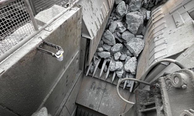 Safer, faster unblocking for crusher at Roadstone quarry