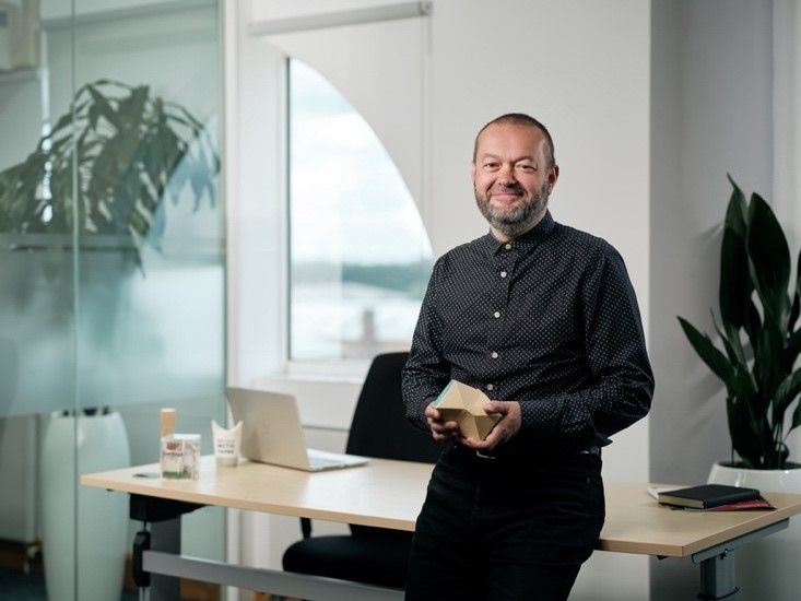 Packaging expert debunks disposable cup myths, as only 1 in 400 are actually recycled 