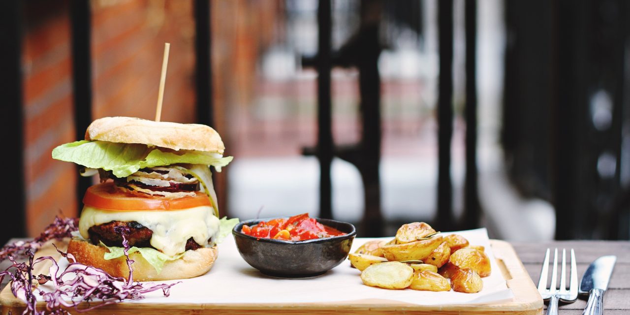 SGS tackles global food waste with launch of The Pledge on Food Waste certification